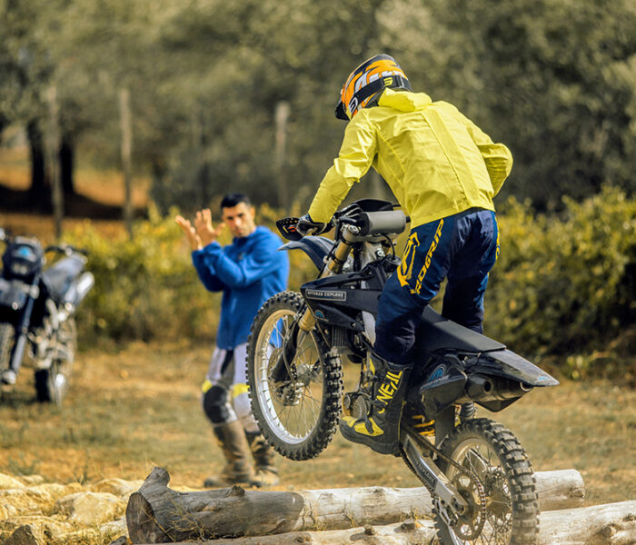 tecniche di guida offroad explore - salta in sella con noi in sicilia e non solo